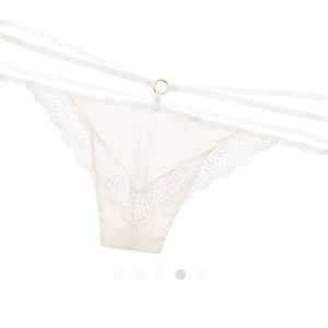 LIKE NEW Adore Me Strappy Lace Thong 2X in White - MATCHING BRA IN CLOSET
